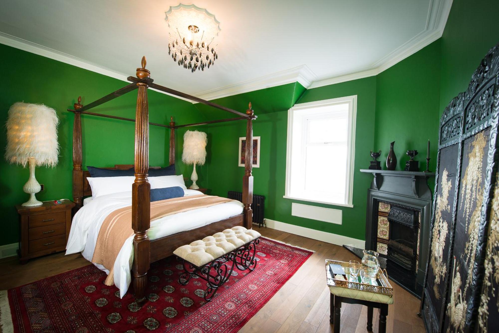 Ardrhu House Fort William - Serviced Luxury Scots Baronial Country House Exterior photo